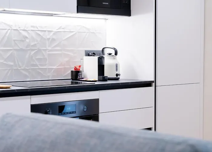 Calvani23 Luxury House